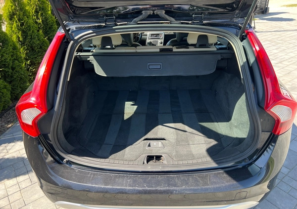 Volvo V60 cena 28900 przebieg: 299200, rok produkcji 2011 z Żnin małe 742